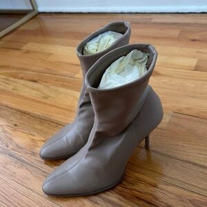 Zara nude boot heel good condition